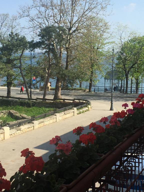 Cazino Blue Marina Apartment Констанца Екстериор снимка